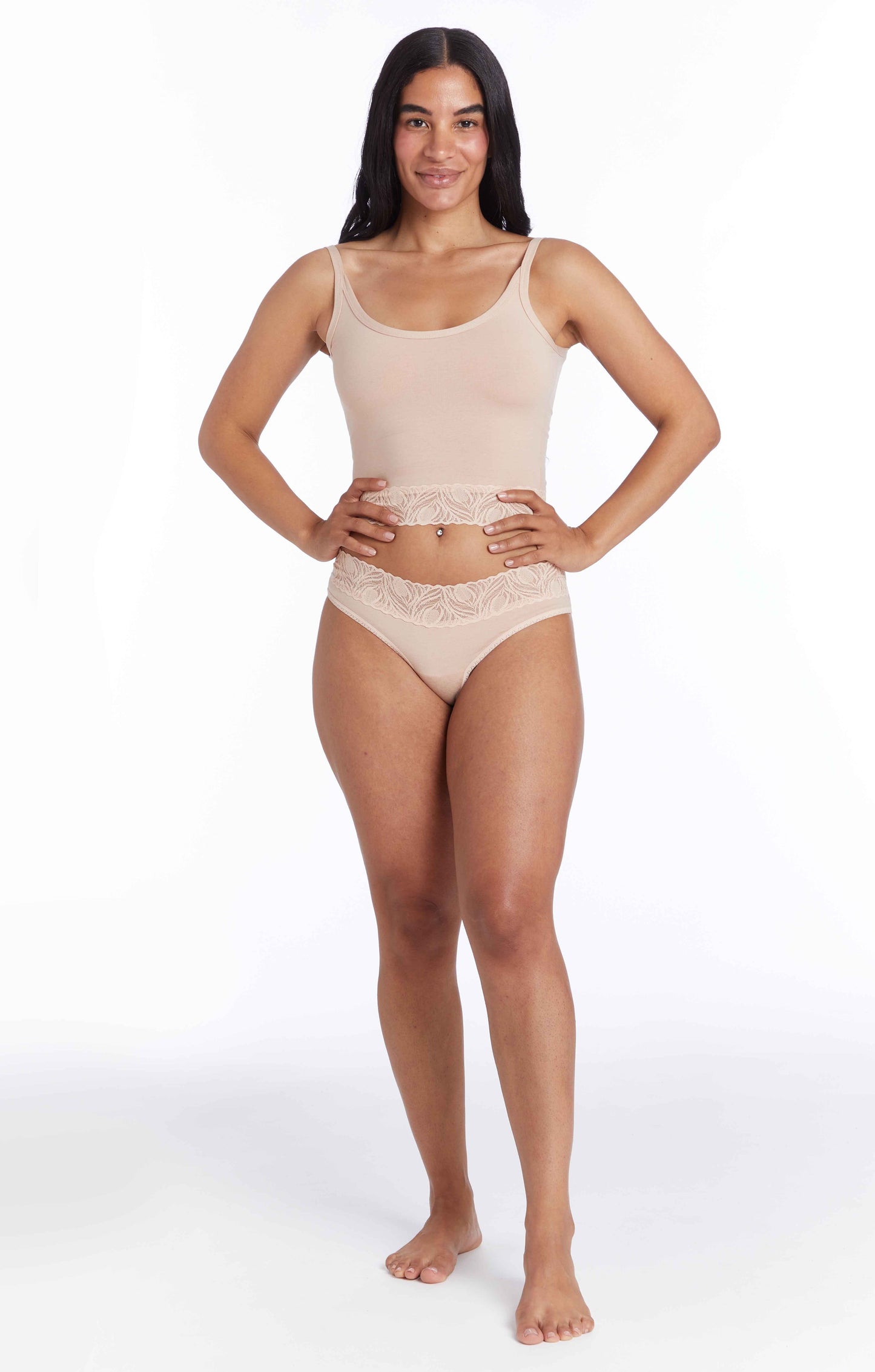 woman wearing camofleur dune beige lace crop and cheekini