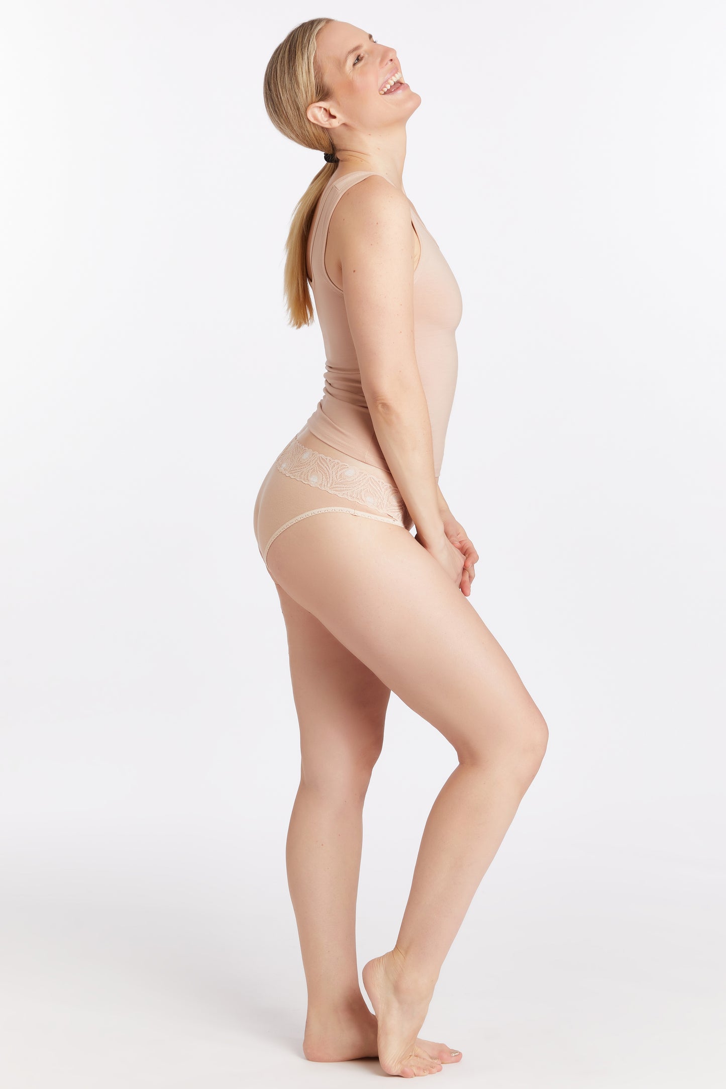 Signature Low Rise Bikini Brief